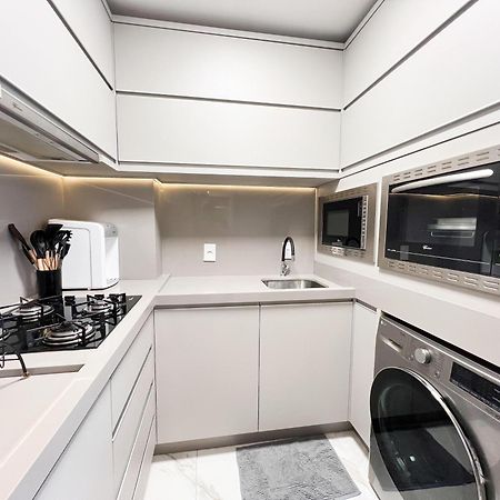 Apartmán Excelente Ap Pe Na Areia Vista Mar Balneário Camboriú Exteriér fotografie