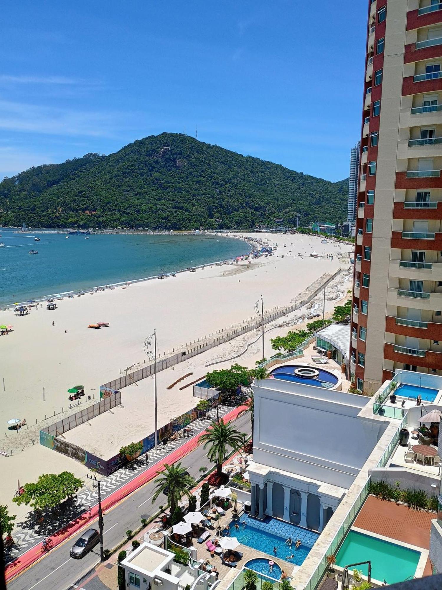Apartmán Excelente Ap Pe Na Areia Vista Mar Balneário Camboriú Exteriér fotografie
