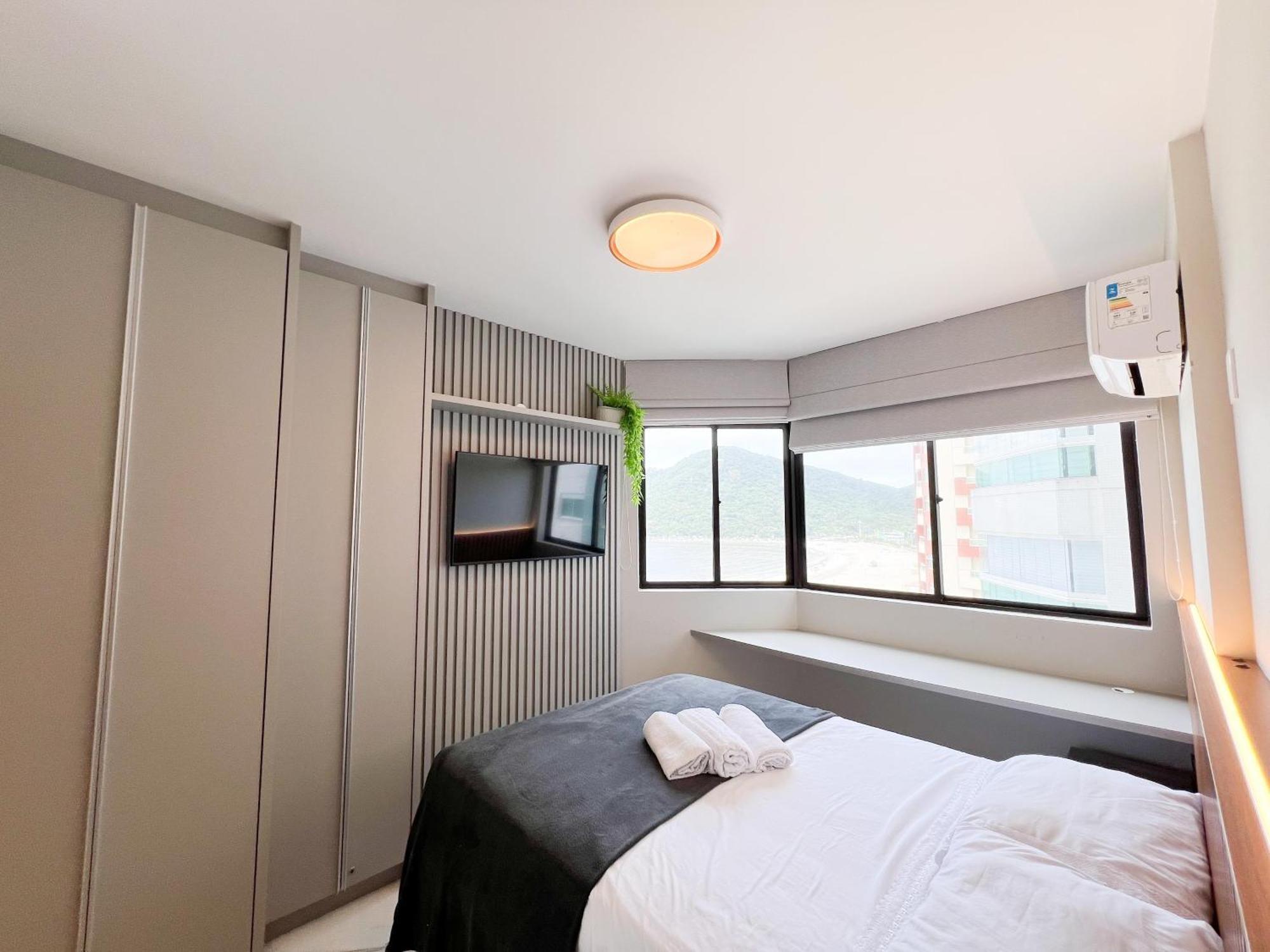 Apartmán Excelente Ap Pe Na Areia Vista Mar Balneário Camboriú Exteriér fotografie